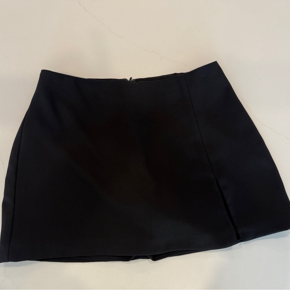 Amanda Uprichard Black Skort